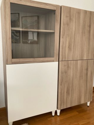 2 Estanterías Besta con puertas