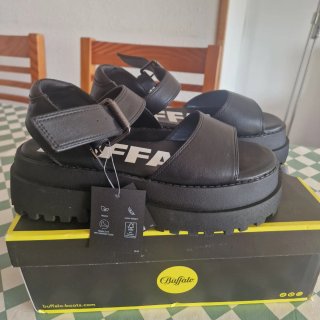 Sandalias plataforma negras
