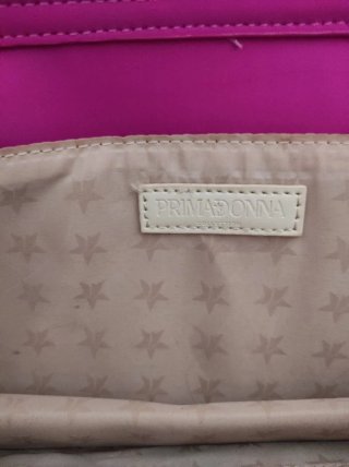 Pochette fucsia Primadonna con catena