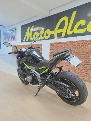 Kawasaki Z900