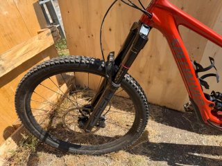 Specialized Enduro Comp Carbon 29  2024 enduro mtb