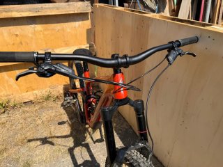 Specialized Enduro Comp Carbon 29  2024 enduro mtb