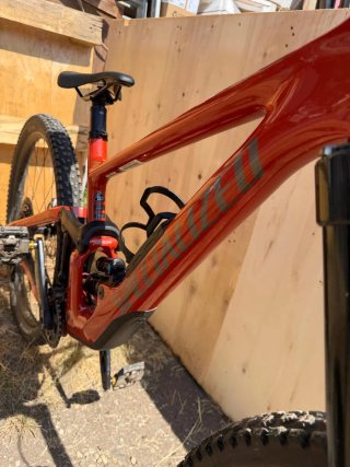 Specialized Enduro Comp Carbon 29  2024 enduro mtb