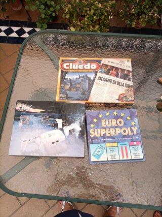 Pack 3 Juegos: Cluedo, Euro Superpoly, Shark