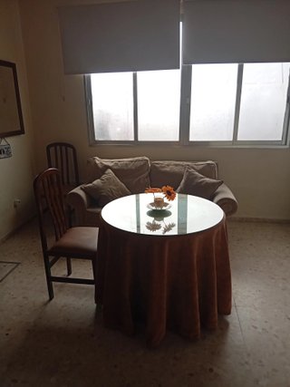 Estudio en casa compartida