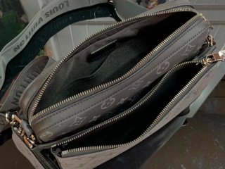 Louis Vuitton Trio Messenger Eclipse