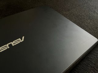 Ordenador portátil ASUS negro