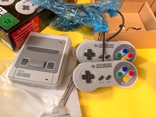 Nintendo Classic Mini SNES - Como nueva