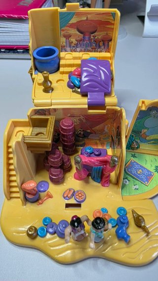 Polly Pocket Aladdin Disney