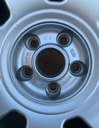 Rueda de repuesto Audi y Volkswagen 235/55/R17