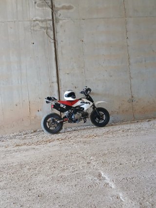 CRHF 70 Supermotard 160c.c