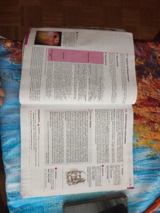 Libro de Filosofía en euskera de 1°de Bachillerato