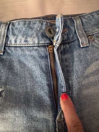 Shorts vaqueros Guess desgastados