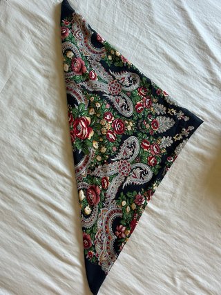 Pañuelo baile gallego estampado floral