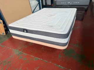 Base tapizada + Colchón Visco 135x190