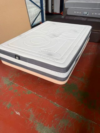 Base tapizada + Colchón Visco 135x190