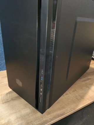 Caja Cooler Master Silencio 352 MicroATX