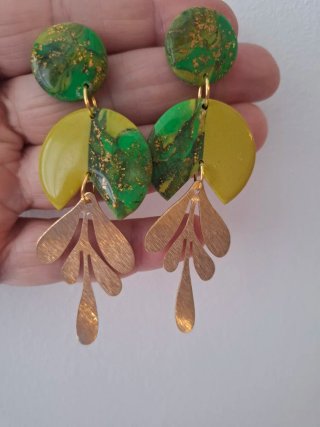 Pendientes arcilla polimérica hechos a mano