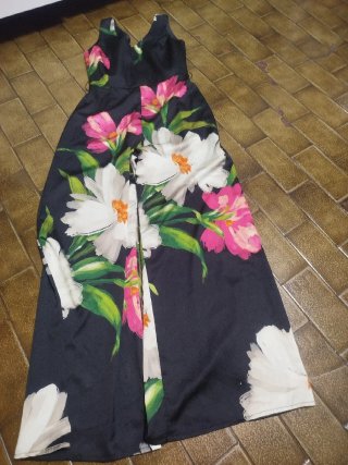 Vestido floral verde y multicolor