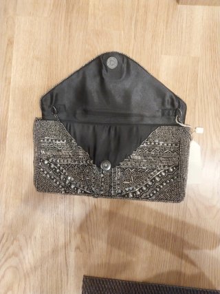 Bolso de fiesta plateado y negro