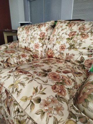 Sofá vintage floral