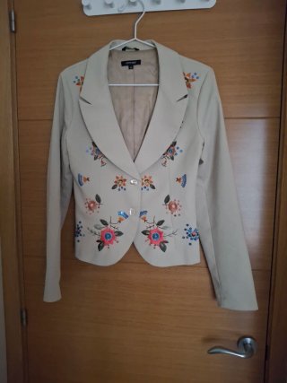Americana Denny Rose beige flores M