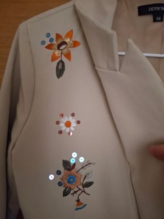 Americana Denny Rose beige flores M