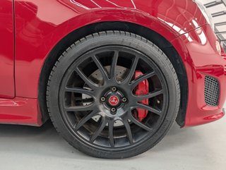 Abarth 500C 595C Competizione 1.4 T-Jet 180 E6 Sec.