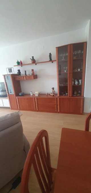 Mueble comedor + 6 sillas