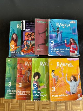 Lote de libros de 3o de la ESO – 40 €