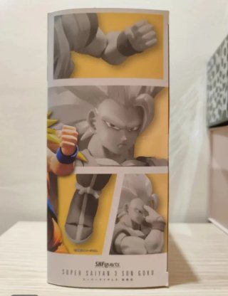 Figura S.H.Figuarts Goku Super Saiyan 3