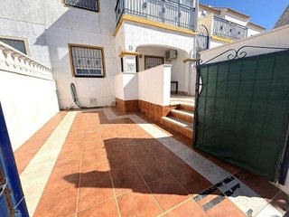 Chalet en venta en La Siesta - El Salado - Torreta en Torrevieja