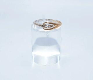 Anillo Oro 18k con piedra central