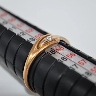 Anillo Oro 18k con piedra central
