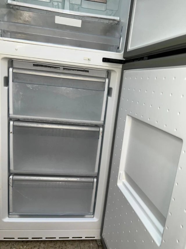 Nevera BOSCH inox A+