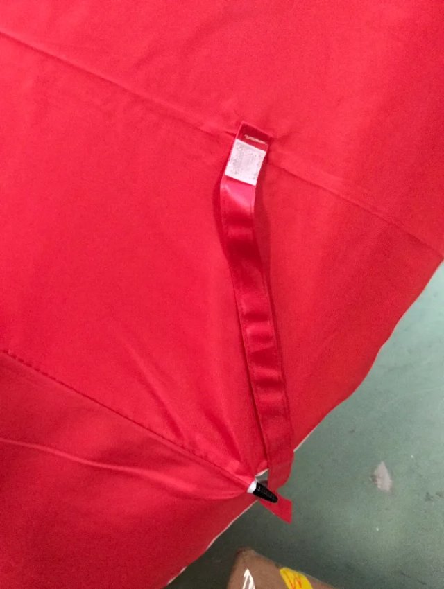 Sombrilla playa antiviento Ø240 cm Aktive roja