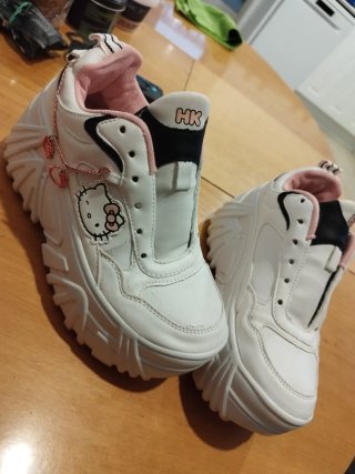 Zapatillas Hello Kitty Talla 37