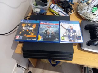 Console PS4 Pro Nero