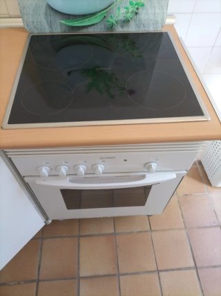 Vitrocerámica + Horno + Mueble Cocina + encimera