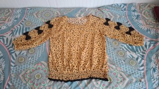 Blusa Talla L con Lazos