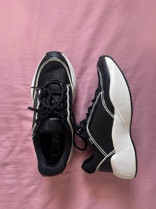 Zapatillas Calvin Klein Negras y Blancas