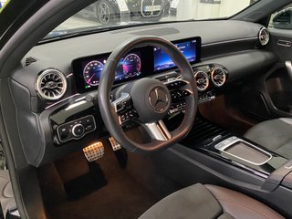 Mercedes-Benz Clase A AMG 180 1.3 136CV Auto. MHEV