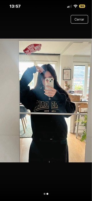 Sudadera Lonsdale Negra Letras Doradas