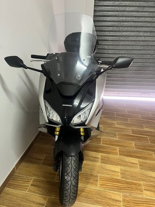 Honda Forza 750 ABS Negra/Plata