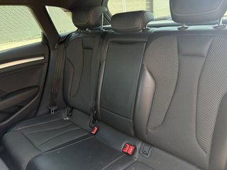 Audi A3 Sportback 2.0 TDI clean d 150CV S line