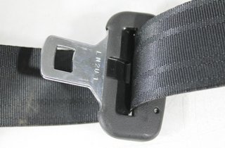 131430 cinturón seguridad tras izq t86236t mazda 2