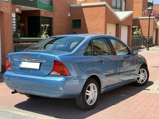 Ford Focus distintivo B