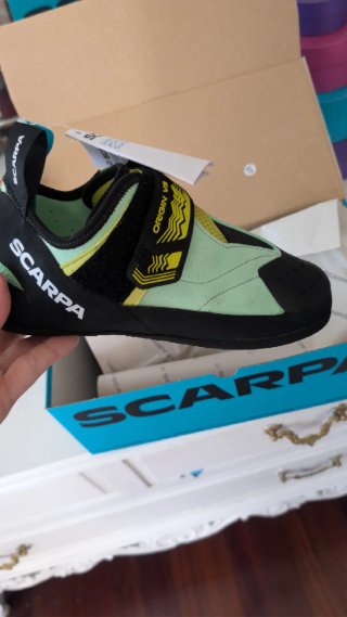 Pies de gato Scarpa Origin VS T42