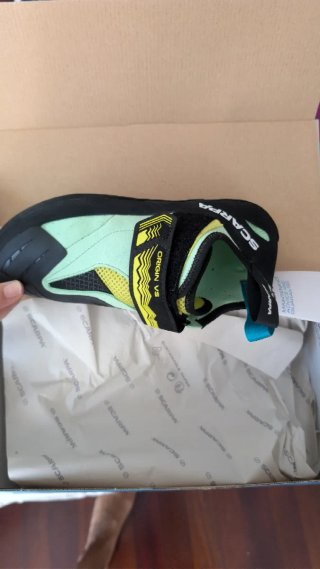 Pies de gato Scarpa Origin VS T42