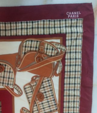 Pañuelo Seda Vintage Carré Marrón diseño de bolsos